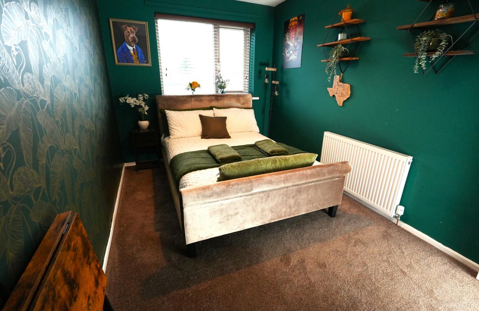 Detached Homestay - Super, King & Double Rooms - Leyland, Preston, Chorley, Lancashire Εξωτερικό φωτογραφία