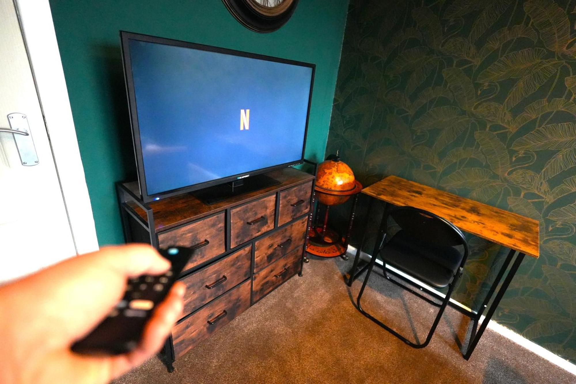 Detached Homestay - Super, King & Double Rooms - Leyland, Preston, Chorley, Lancashire Εξωτερικό φωτογραφία