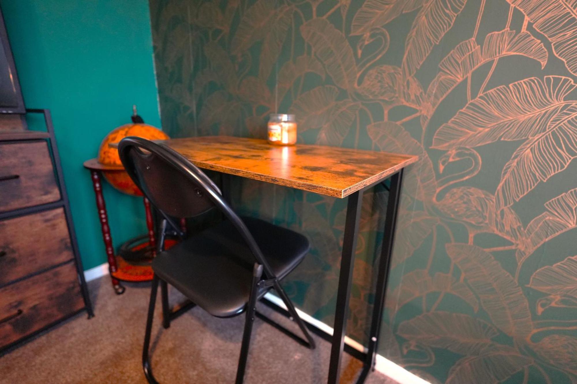 Detached Homestay - Super, King & Double Rooms - Leyland, Preston, Chorley, Lancashire Εξωτερικό φωτογραφία