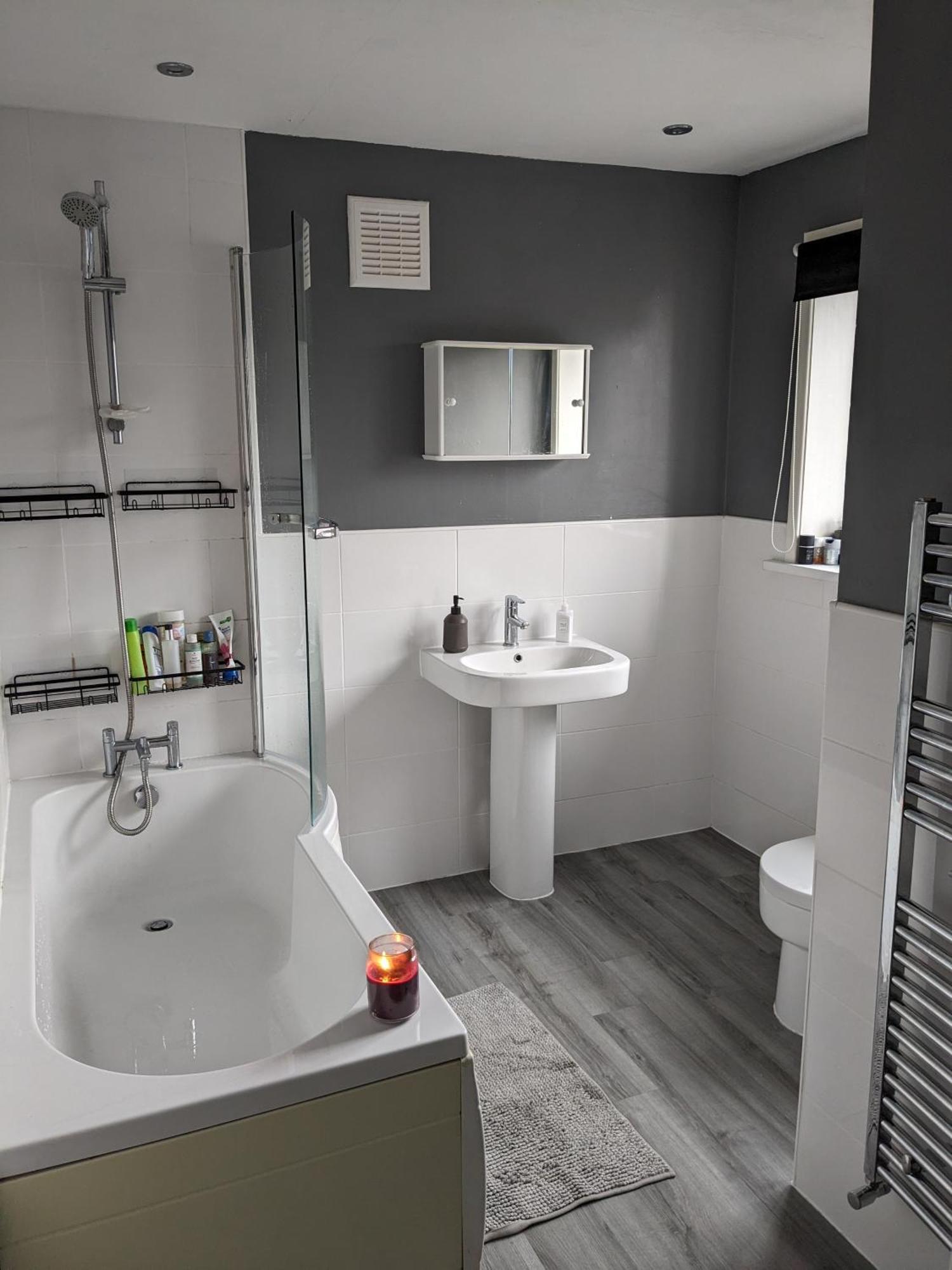 Detached Homestay - Super, King & Double Rooms - Leyland, Preston, Chorley, Lancashire Δωμάτιο φωτογραφία