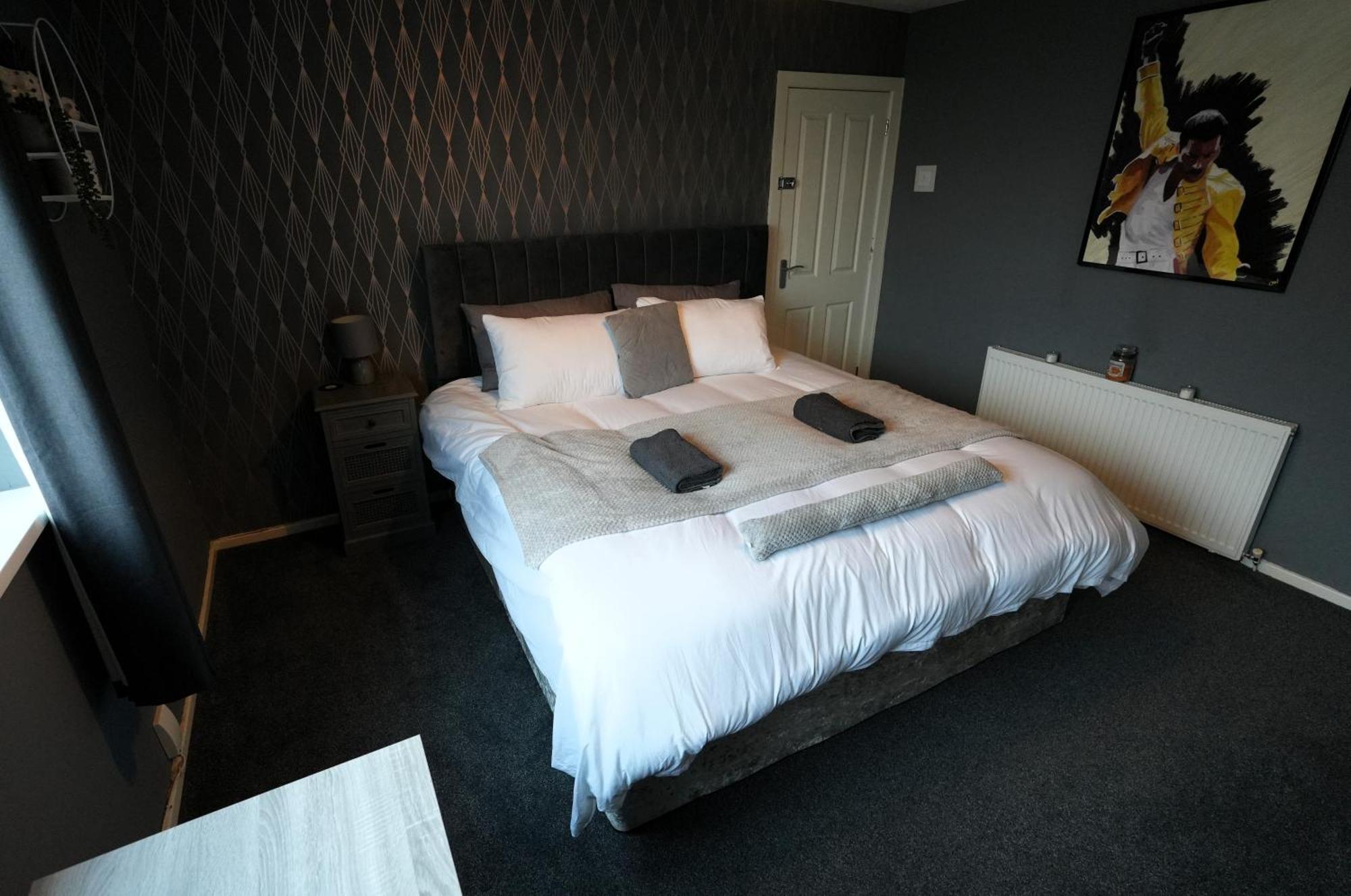 Detached Homestay - Super, King & Double Rooms - Leyland, Preston, Chorley, Lancashire Εξωτερικό φωτογραφία