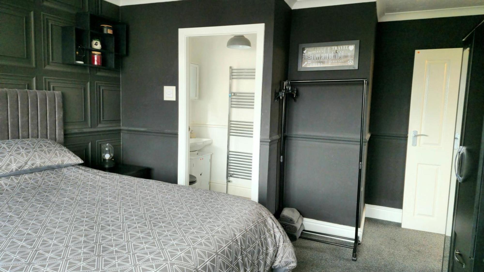Detached Homestay - Super, King & Double Rooms - Leyland, Preston, Chorley, Lancashire Εξωτερικό φωτογραφία
